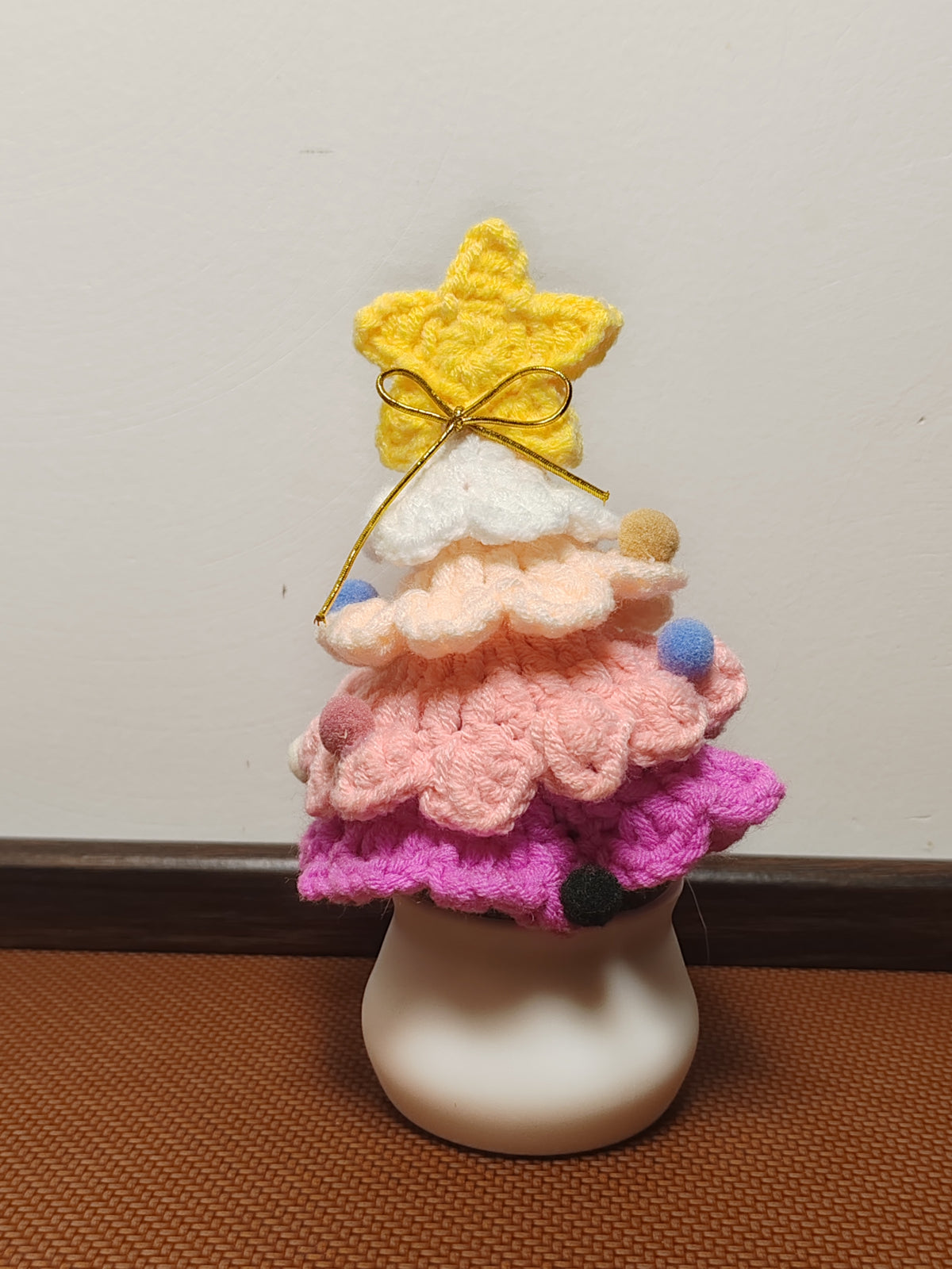 B09 Christmas potted plant(buy 2 send 1)