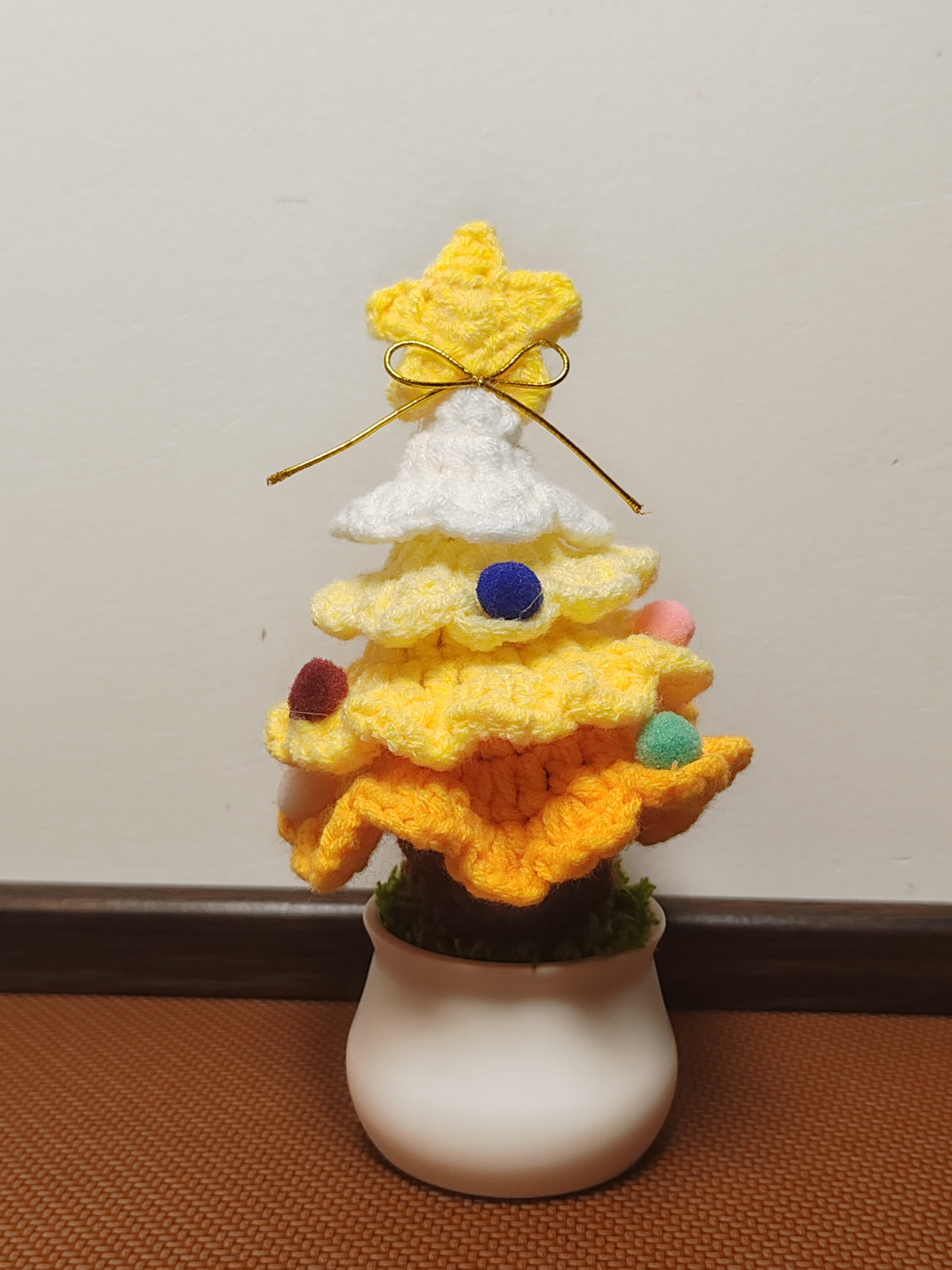 B09 Christmas potted plant(buy 2 send 1)