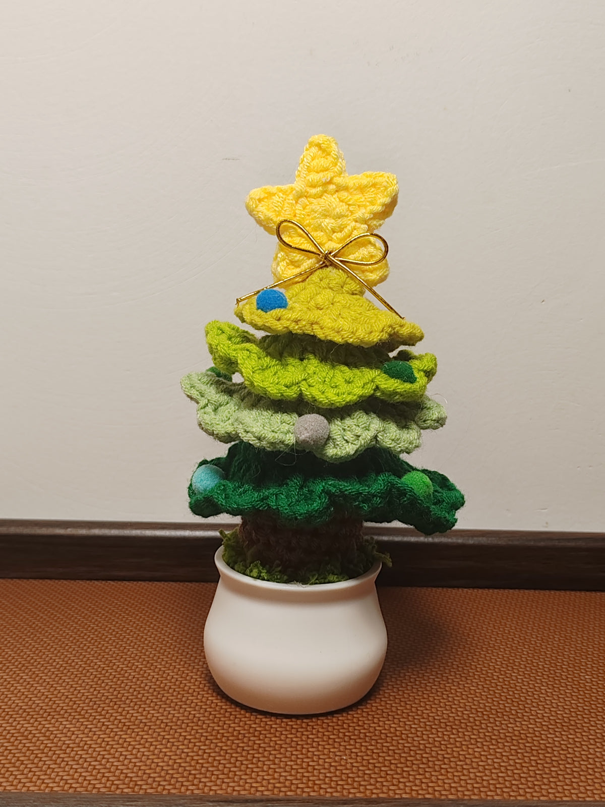 B09 Christmas potted plant(buy 2 send 1)