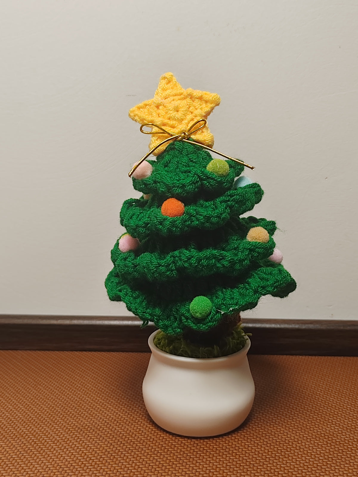 B09 Christmas potted plant(buy 2 send 1)